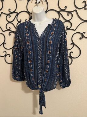 Floral Tie-Hem Blouse